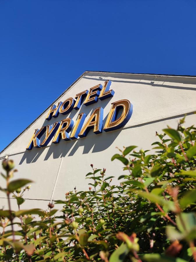 Kyriad Tarbes Odos Exteriör bild