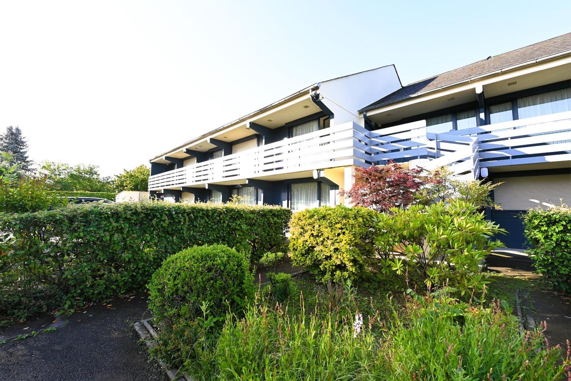Kyriad Tarbes Odos Exteriör bild